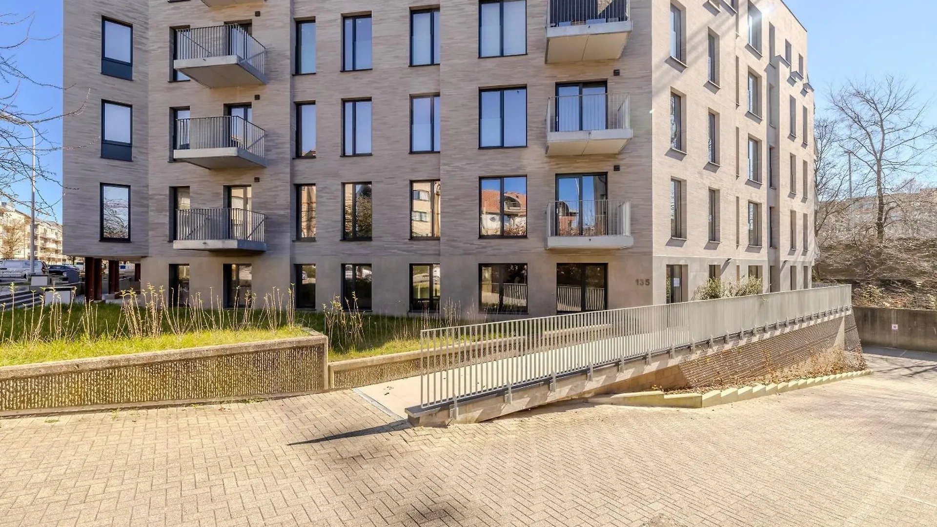 Stay At Brüksel